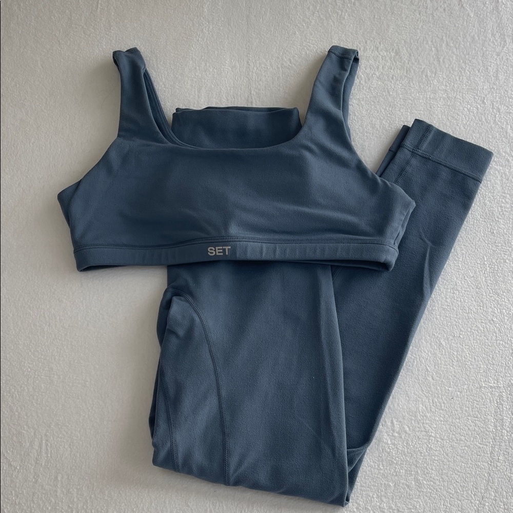 SET ACTIVE FormCloud Slate Blue Leggings & Sports Bra Set
